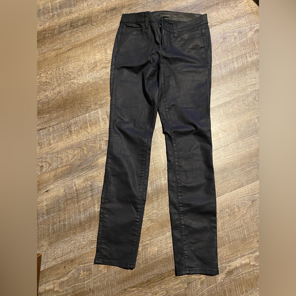 Ann Taylor Skinny Modern Fit Coated Jeans size 4 EUC